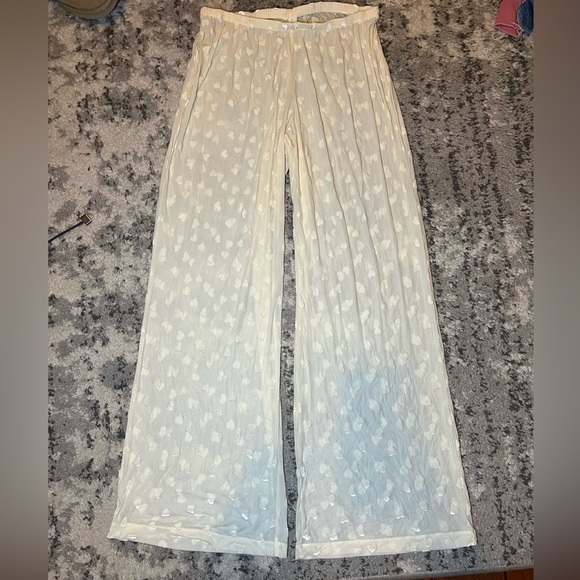 ⭐️SOLD OUT⭐️ 2 PC SET (M) Skims Sheer Velvet Tank & Pants Set Valentine’s ‘24 - Picture 4 of 7